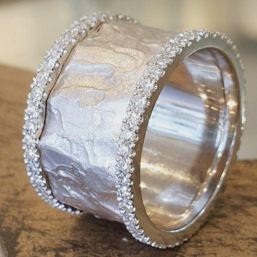 Vintage Sparkle Ring