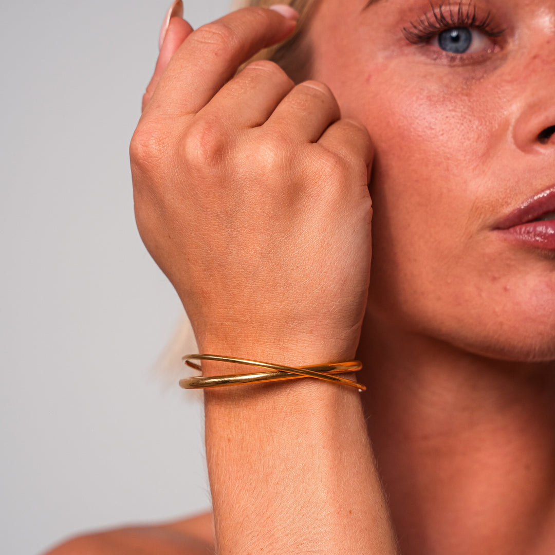 Eva Elegance Bracelet