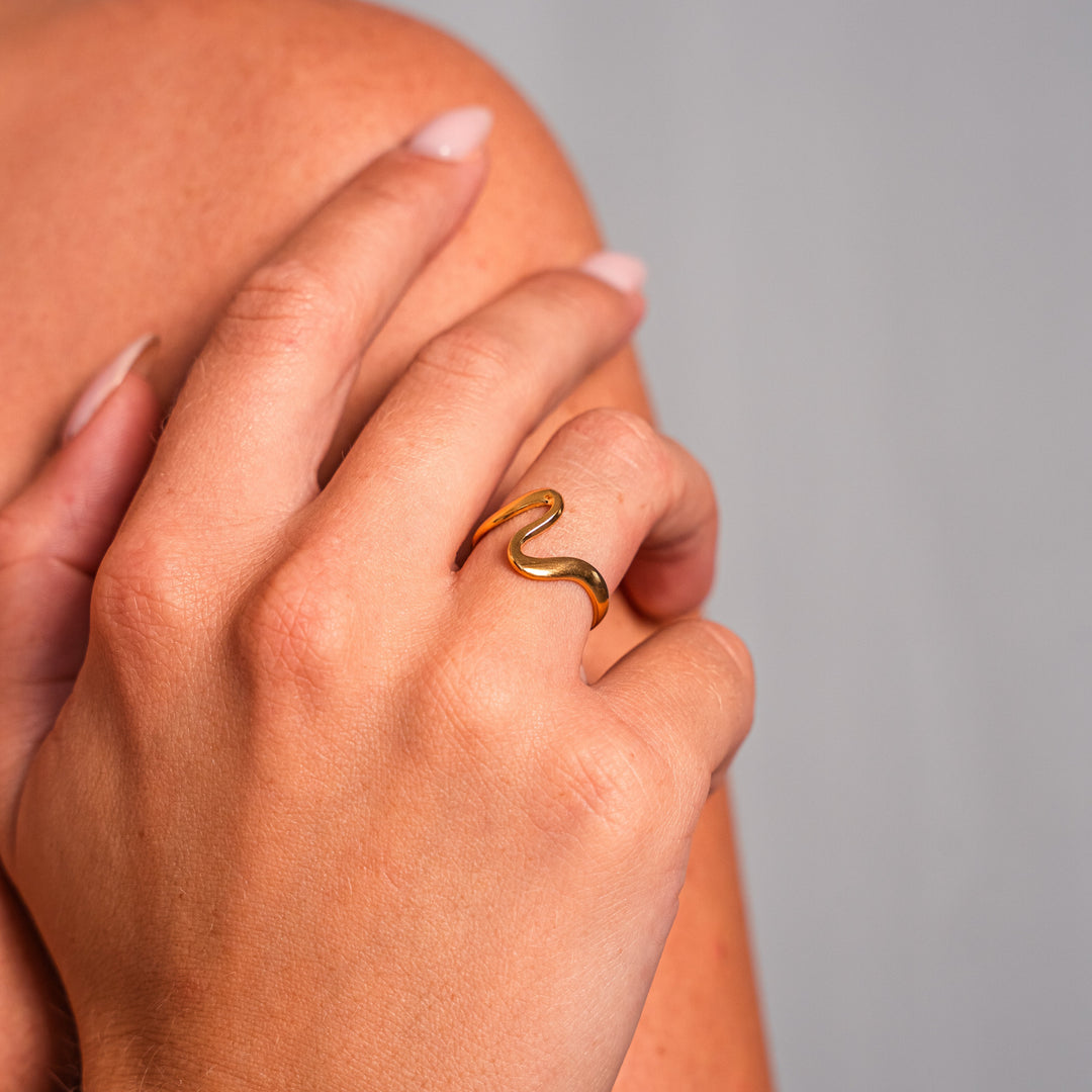 Wave Whisper Ring