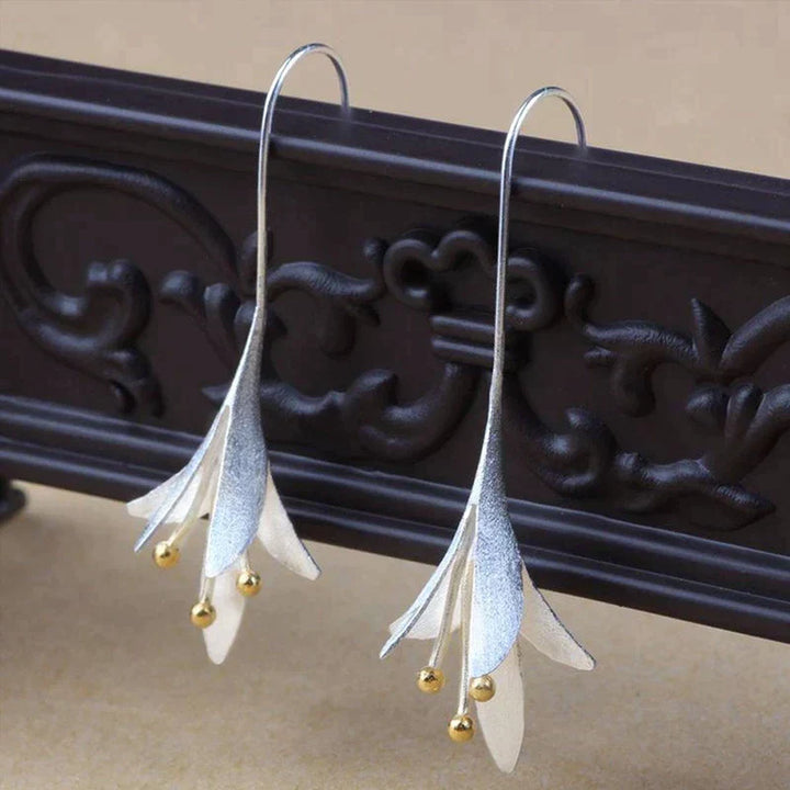 Fleur d'Argent: Éclat Floral
