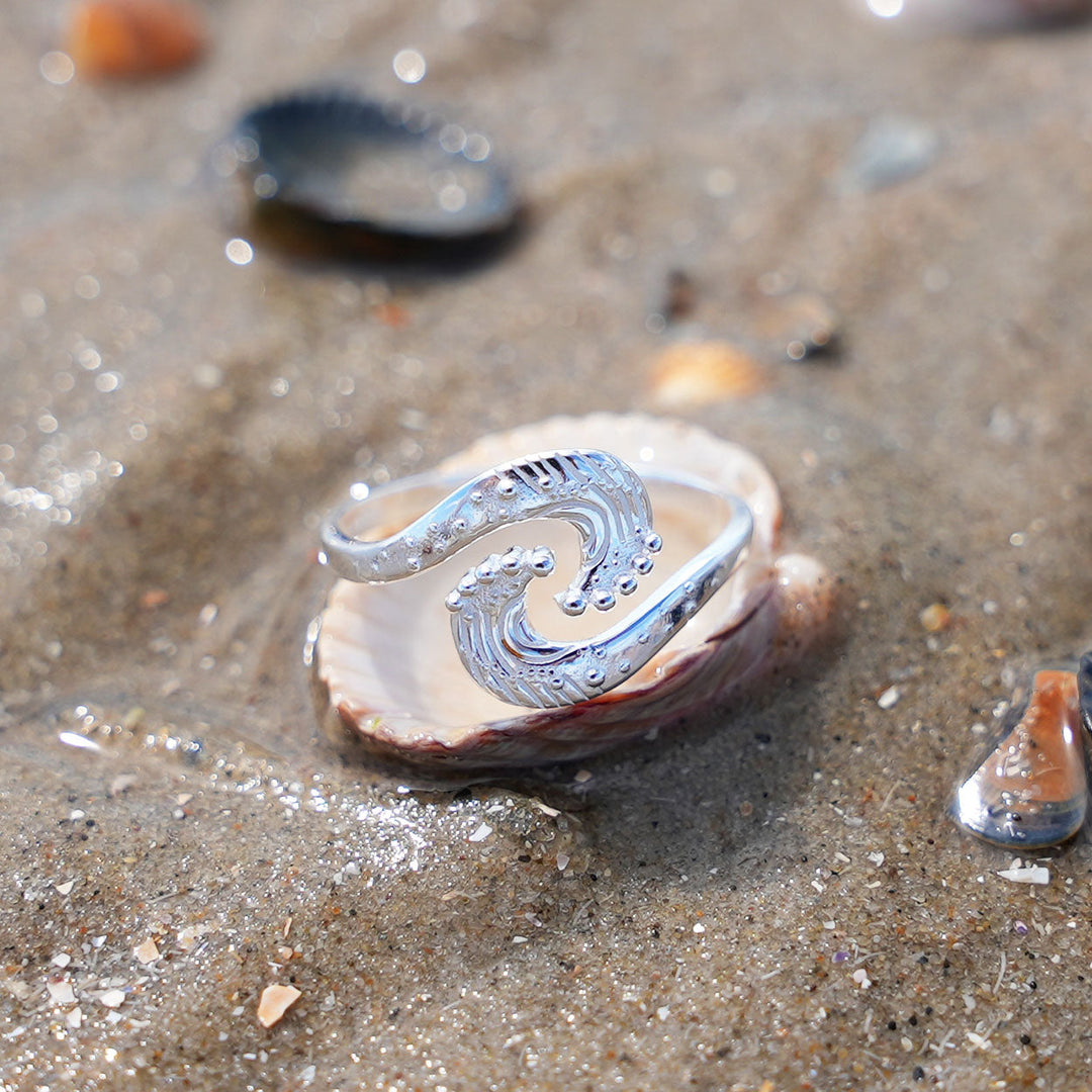 Double Wave Elegance Ring