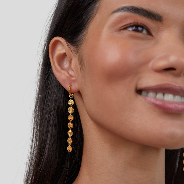 Amari Radiance: Dazzling Disc Earrings