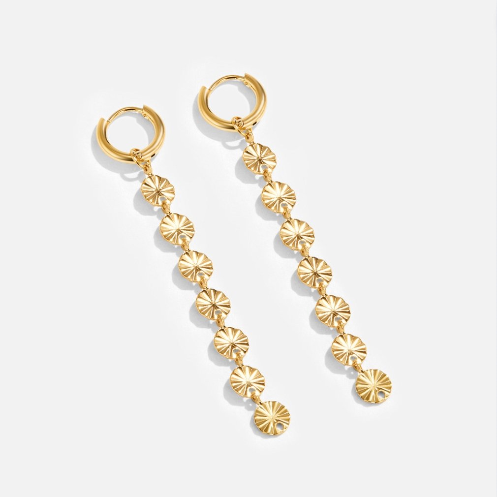 Amari Radiance: Dazzling Disc Earrings