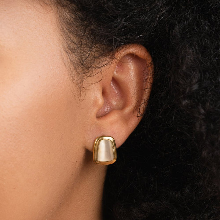 Éclat d'Ava: Boucles d'Oreilles Lumineuses