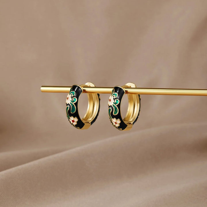 Fleur de Chic: Boucles d'Oreilles Élégantes