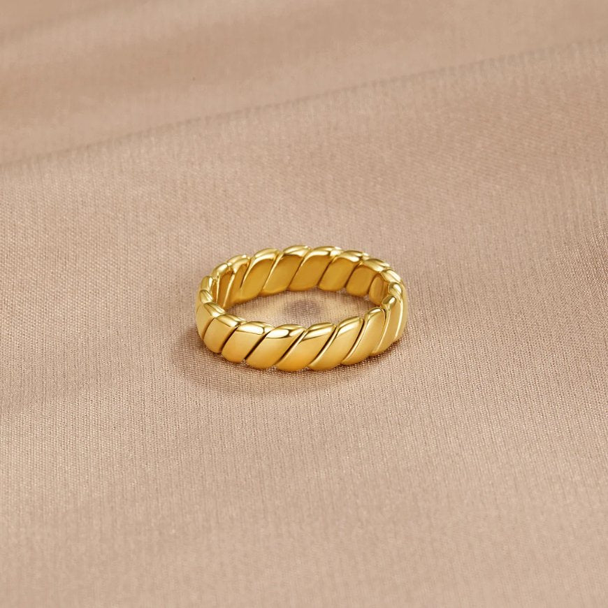 Twisted Infinity Ring by Calira