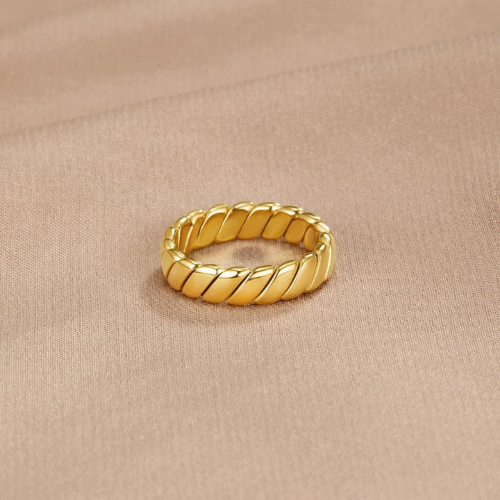 Twisted Infinity Ring by Calira