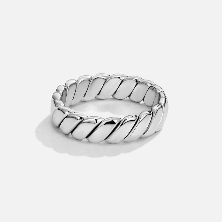 Twisted Infinity Ring - Calira