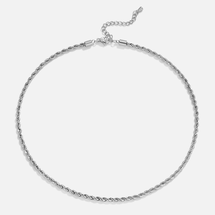 Twisted Elegance: Calla Chain Necklace