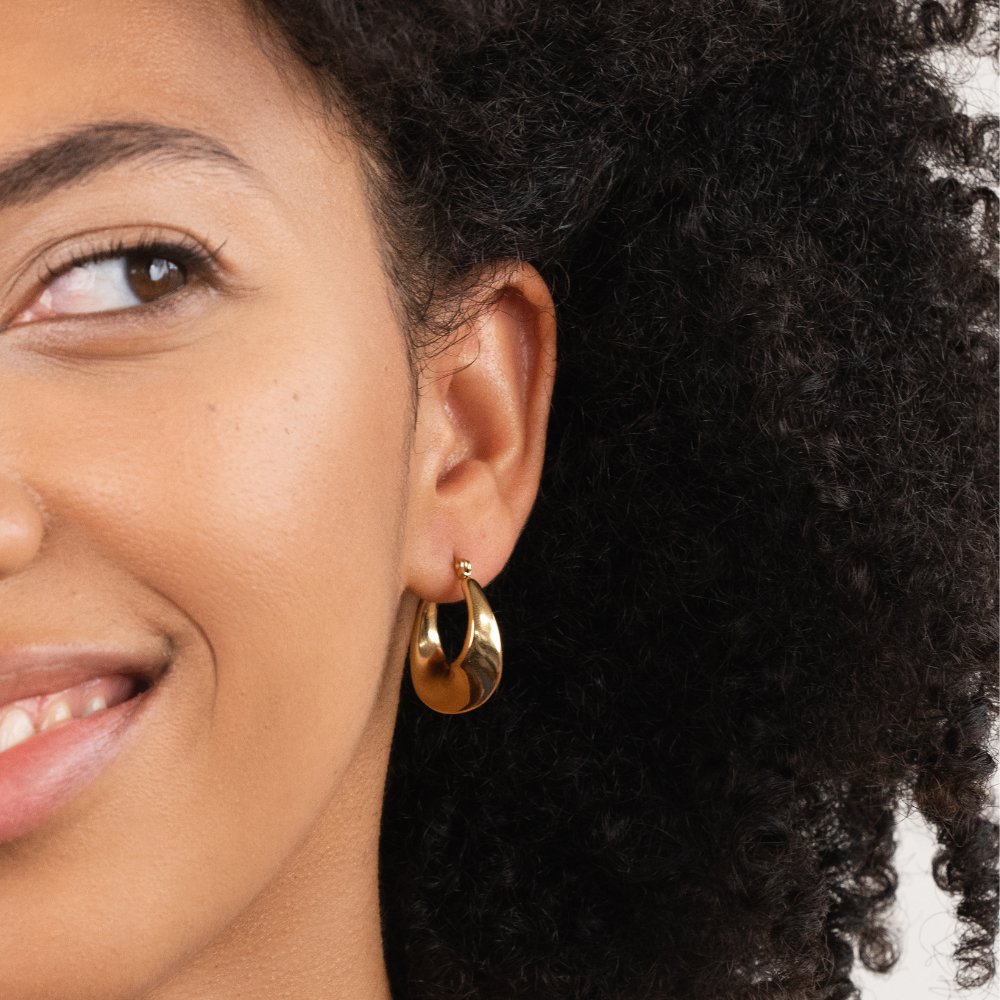 Radiant Dara Hoops