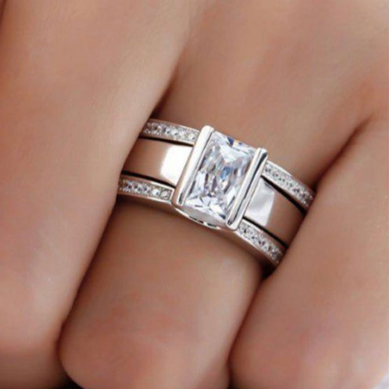 Vintage Charm Ring