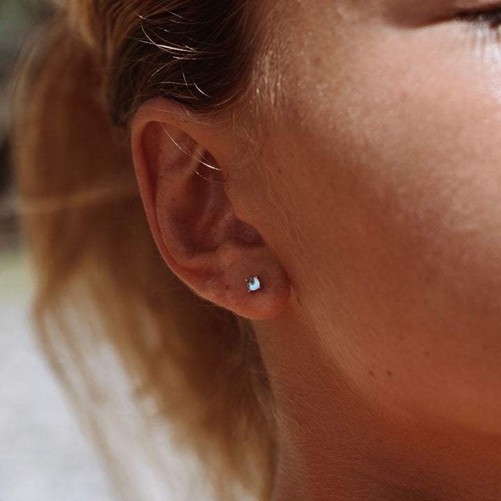 Éclat Marin: Boucles d'Oreilles Océan Perle